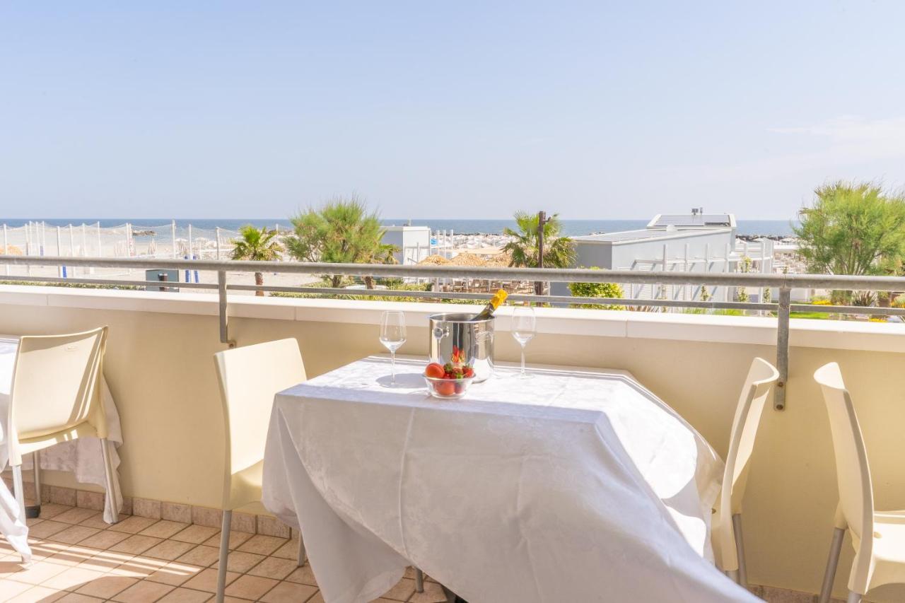 Hotel Croce Del Sud 리미니 외부 사진